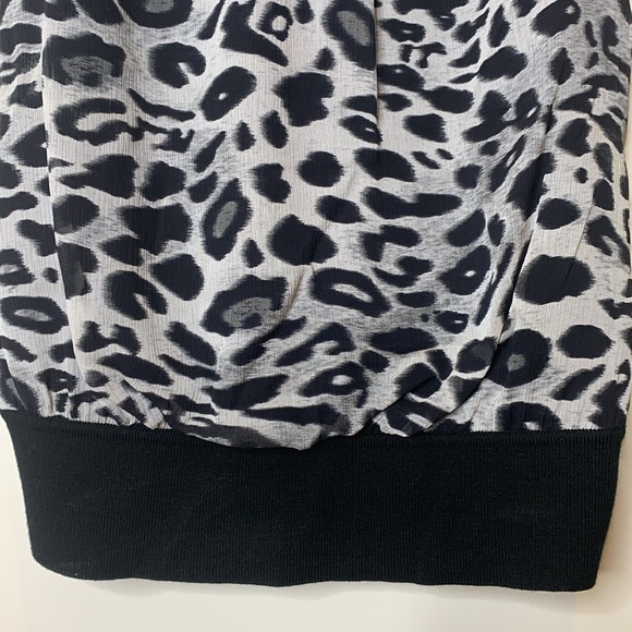 Ann Taylor | Leopard Print Silk & Merino Wool  Lightweight Camisole Top XSP - Picture 10 of 16